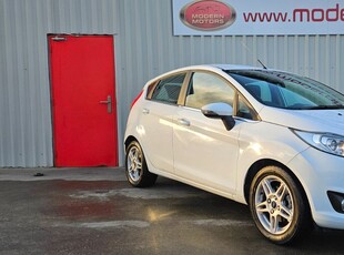 2013 - Ford Fiesta Manual