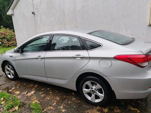 2013 - Hyundai i40 Manual