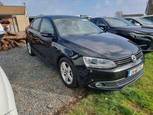 2013 - Volkswagen Jetta Manual