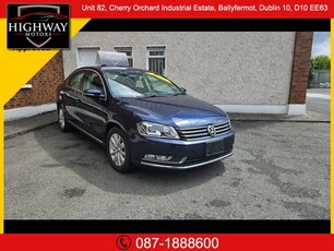 2013 - Volkswagen Passat Automatic