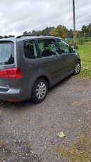 2013 - Volkswagen Touran Manual