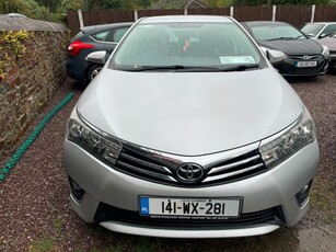 2014 - Toyota Corolla Manual