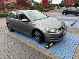 2014 - Volkswagen Golf Manual