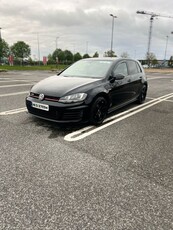 2014 - Volkswagen Golf Manual