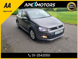 2014 - Volkswagen Polo Automatic