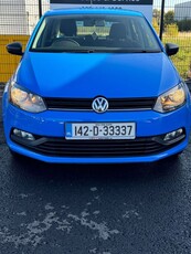 2014 - Volkswagen Polo Manual