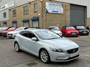 2014 - Volvo V40 Automatic