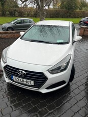 2015 - Hyundai i40 Manual