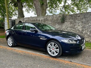 2015 - Jaguar XE Automatic