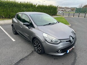 2015 - Renault Clio Manual