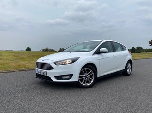 2016 - Ford Focus Manual