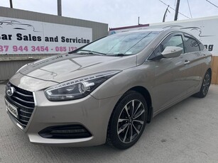 2016 - Hyundai i40 Manual