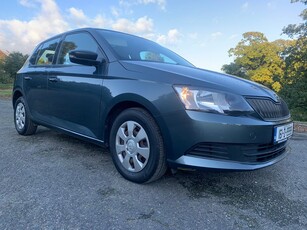 2016 - Skoda Fabia Manual