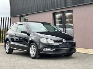 2016 - Volkswagen Polo ---