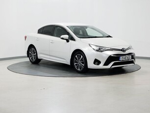 2017 - Toyota Avensis Manual