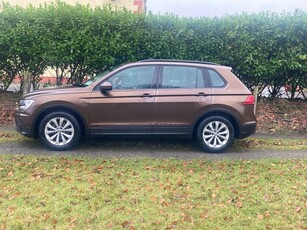 2017 - Volkswagen Tiguan Manual