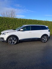 2018 - Peugeot 5008 Manual