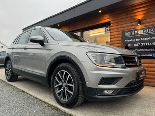 2019 - Volkswagen Tiguan Manual