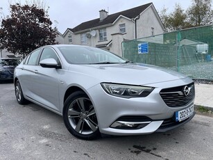 2020 - Opel Insignia Manual