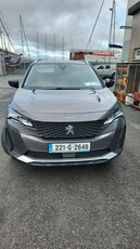 2022 - Peugeot 5008 Manual