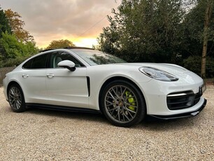 2023 - Porsche Panamera Automatic