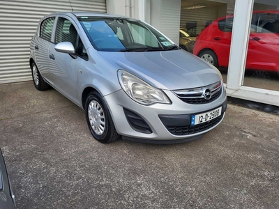 2012 - Opel Corsa Manual