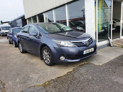 2013 - Toyota Avensis Manual