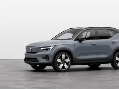 2024 - Volvo XC40 Automatic