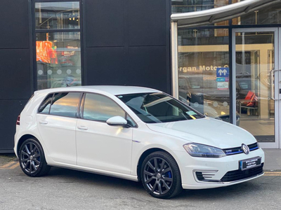 2016 (161) Volkswagen Golf