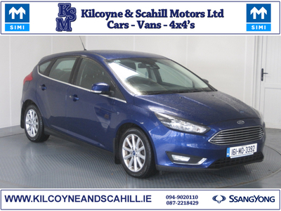 2016 (161) Ford Focus