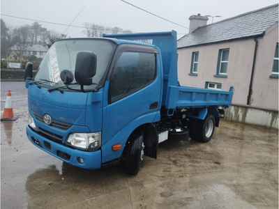 TOYOTA DYNA