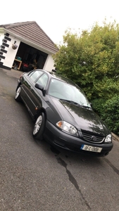 2001 - Toyota Avensis Manual