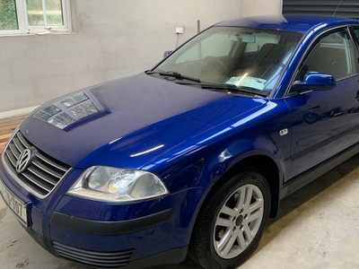 2001 - Volkswagen Passat Manual