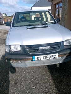 2003 - Isuzu D-Max ---