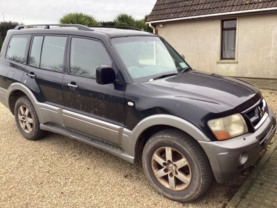 2005 - Mitsubishi Pajero Automatic