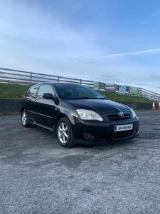 2005 - Toyota Corolla Manual