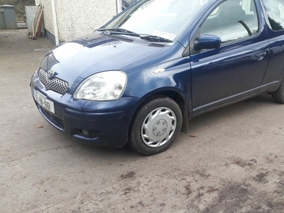 2005 - Toyota Yaris Manual