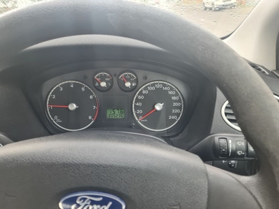 2006 - Ford Focus Manual