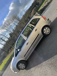 2006 - Opel Zafira Manual