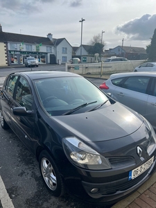 2006 - Renault Clio Manual