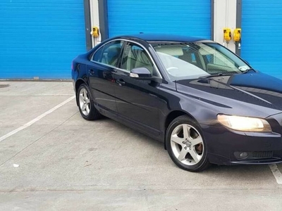 2006 - Volvo S80 Manual