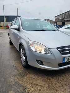 2008 - Kia Ceed Manual