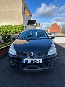 2008 - Renault Clio ---