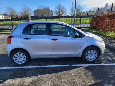 2008 - Toyota Yaris ---