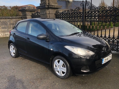 2009 - Mazda 2 Manual