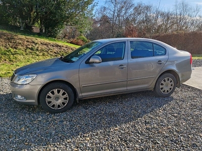 2009 - Skoda Octavia Manual