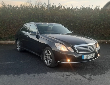 2010 - Mercedes-Benz E-Class Automatic