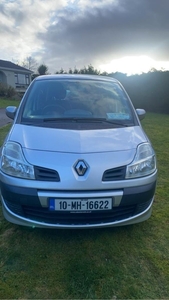 2010 - Renault Modus ---