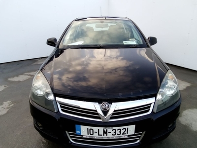 2010 - Vauxhall Astra Manual