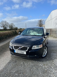 2010 - Volvo S40 Manual